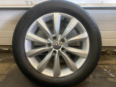 Лот: 21541349. Фото: 1. Комлект колес Volkswagen. Шины на дисках