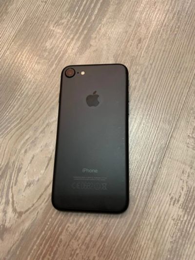 Лот: 15108781. Фото: 1. iPhone 7. Смартфоны