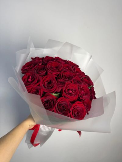 Лот: 25625791. Фото: 1. 8. Букет из 25 красных роз быстрые... Свежие цветы