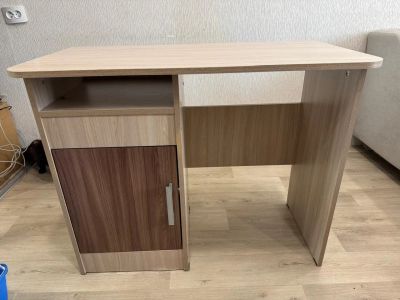 Лот: 25550548. Фото: 1. Компьютерный стол. Компьютерные и письменные столы