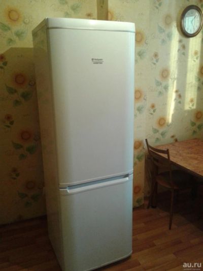Лот: 9080423. Фото: 1. Холодильник б/у Ariston Hotpoint. Холодильники, морозильные камеры