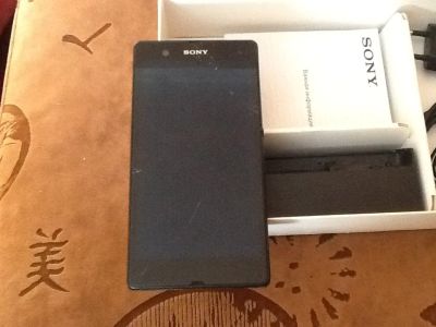 Лот: 9516395. Фото: 1. Sony z. Смартфоны