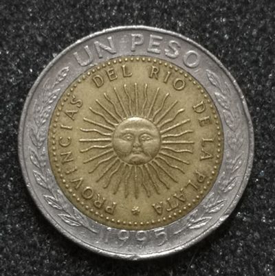 Лот: 23232781. Фото: 1. 1 песо 1995 года. Аргентина. Америка