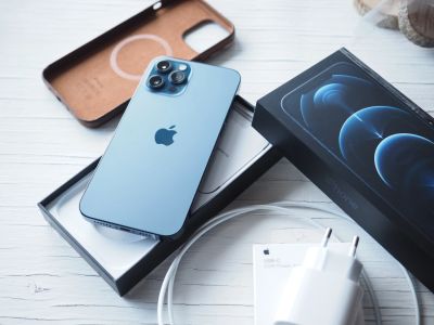 Лот: 17738557. Фото: 1. Продам iPhone 12 pro max 256gb. Смартфоны