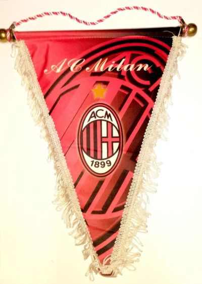 Лот: 10784039. Фото: 1. Вымпел Милан \ Milan. Спортивная символика и атрибутика