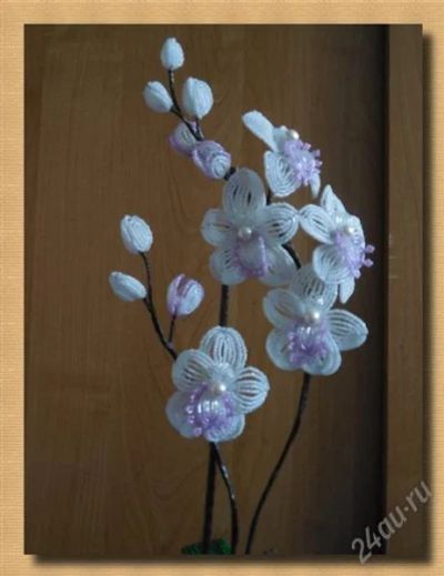 Лот: 2955219. Фото: 1. Орхидея из бисера. Бисероплетение