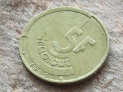 Лот: 10794782. Фото: 1. Монета 5 франк пять Бельгия 1986... Европа