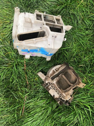 Лот: 16623575. Фото: 1. Корпус печки от Mitsubishi Galant... Детали тюнинга