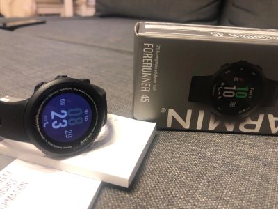 Лот: 19978267. Фото: 1. Умные часы Garmin Forerunner 45. Смарт-часы, фитнес-браслеты, аксессуары
