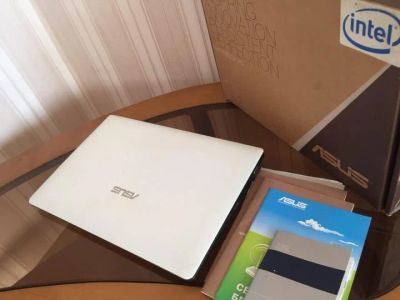 Лот: 12197835. Фото: 1. Белый Asus X501A (2/2/15.6/250... Ноутбуки