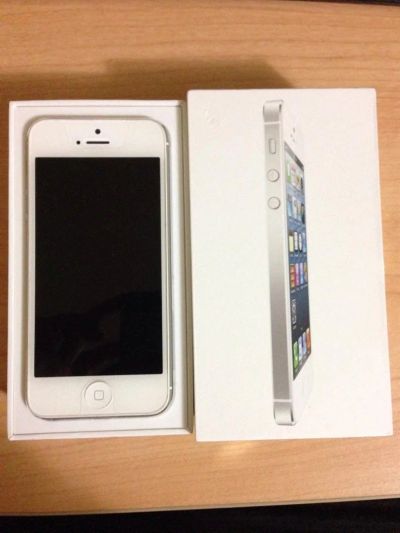 Лот: 3675483. Фото: 1. iphone 5 32gb белый 32 (подробности... Смартфоны