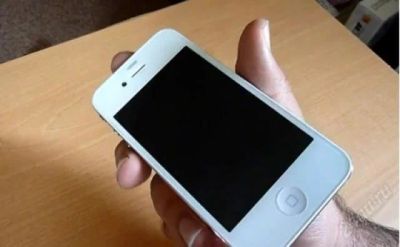 Лот: 1996658. Фото: 1. Iphone 4 16GB / WHITE. Смартфоны