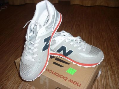 Лот: 3787858. Фото: 1. Кроссовки new balance размер 40. Кеды, кроссовки, слипоны