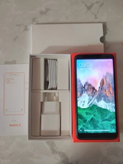 Лот: 12310421. Фото: 1. Xiaomi Redmi 5 3/32 GB Black -... Смартфоны