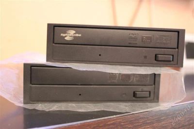 Лот: 2564797. Фото: 1. 2 DWD rw. Два привода. Приводы CD, DVD, BR, FDD