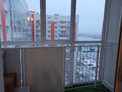 Лот: 19030896. Фото: 1. Квартира-студия , продам. Октябрьский... Квартиры, студии