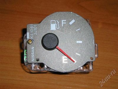 Лот: 703685. Фото: 1. Датчик топлива Nissan Bluebird... Электрооборудование