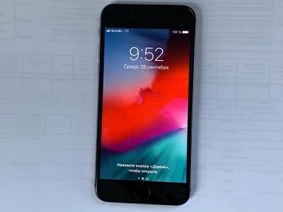 Лот: 14648361. Фото: 1. iPhone 6s black. Смартфоны