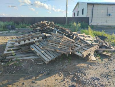 Лот: 20694153. Фото: 1. Отдам бесплатно дрова солонцы. Дрова, горбыль
