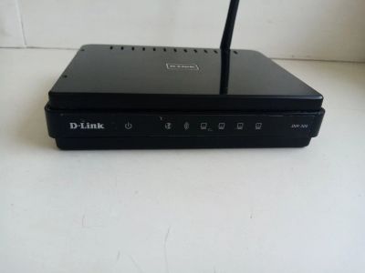 Лот: 17556451. Фото: 1. Wi-Fi роутер D-link DIR-300. Маршрутизаторы (роутеры)