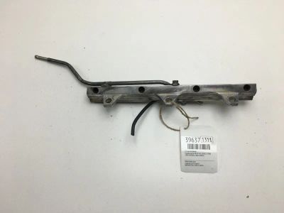 Лот: 20389394. Фото: 1. Рейка топливная Toyota Carina... Топливная система