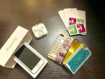 Лот: 8512706. Фото: 1. Iphone 5s 32gb LTE gold 1457. Смартфоны