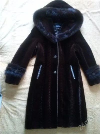 Лот: 2442701. Фото: 1. продам мутоновую шубку!. Верхняя одежда