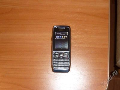 Лот: 663684. Фото: 1. Nokia e51 silver metal. Смартфоны
