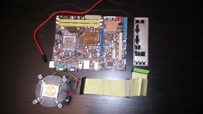 Лот: 5622053. Фото: 1. Материнская плата Asus p5kpl-am... Материнские платы