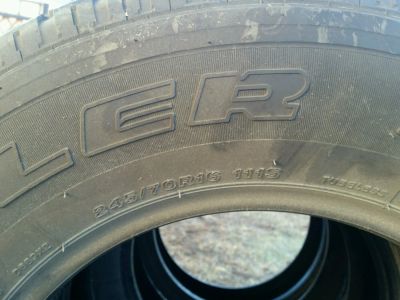 Лот: 9450749. Фото: 1. Bridgestone dueler 245x70x16 цена... Шины