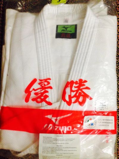 Лот: 6520707. Фото: 1. Кимоно Mizuno мастерское(дзюдо... Одежда для боевых искусств