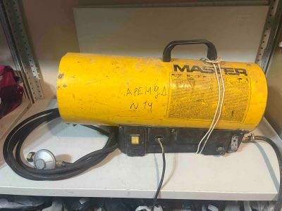 Лот: 24772300. Фото: 1. Газовая тепловая пушка Master... Обогреватели промышленные, тепловые пушки