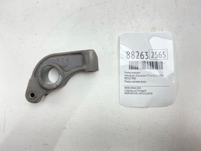Лот: 22873759. Фото: 1. Рокер клапана Mitsubishi Diamante... Двигатель и элементы двигателя