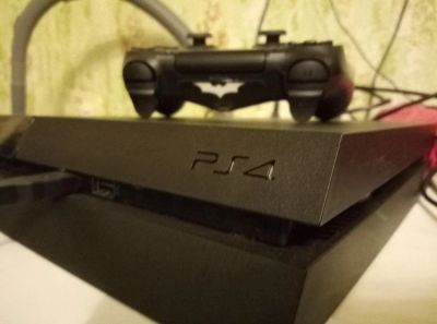 Лот: 8055926. Фото: 1. playstation 4, 500гб. Игровые приставки, консоли