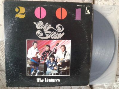 Лот: 11310490. Фото: 1. The Ventures - 2LP - Only Hits... Аудиозаписи