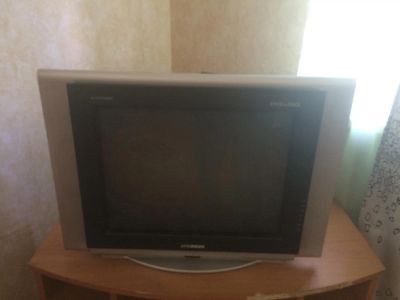 Лот: 9849797. Фото: 1. Телевизор hyundai h-tv2110spf... Другое (дети растут)
