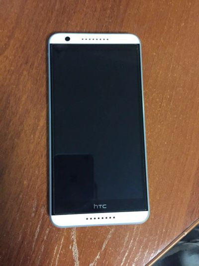 Лот: 10903631. Фото: 1. HTC Desire 820G. Смартфоны