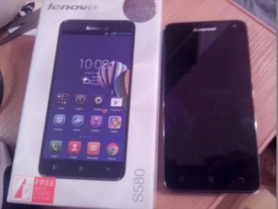 Лот: 5121630. Фото: 1. Lenovo S580. Смартфоны