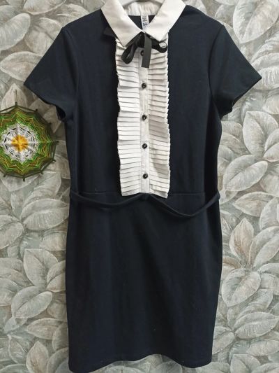 Лот: 24863713. Фото: 1. Платье трикотажное р. 152-158. Школьная форма