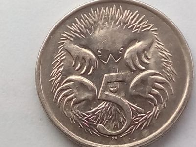 Лот: 19495416. Фото: 1. Монета Австралии 5 центов, 1980. Австралия и Океания