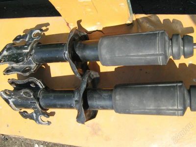 Лот: 1769198. Фото: 1. амортизаторы от Mazda Demio передние... Ходовая, подвеска, рулевое управление