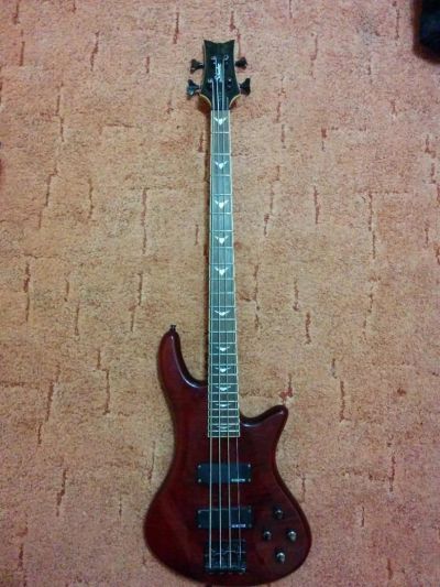 Лот: 8924022. Фото: 1. Бас-гитара Schecter Stiletto Extreme-4. Гитары