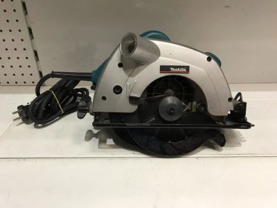 Лот: 16818287. Фото: 1. Дисковая пила Makita 5604R. Электроинструмент