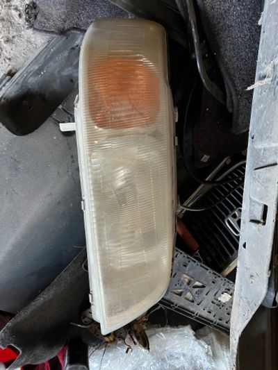 Лот: 20043489. Фото: 1. Фара правая Honda ascot / rafaga... Оптика и освещение
