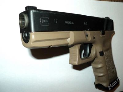 Лот: 1437400. Фото: 1. GLOCK 17 Tokyo Marui G17 Custom... Пейнтбол, страйкбол