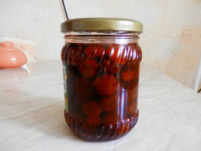Лот: 11521802. Фото: 1. Варенье из виктории 0,5 литра. Домашние заготовки