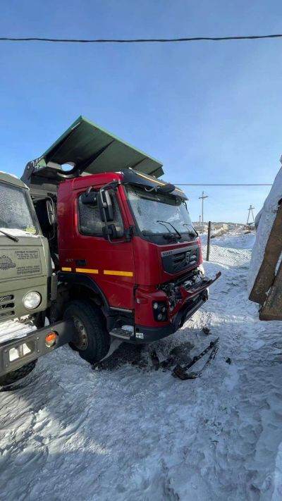 Лот: 24572034. Фото: 1. Самосвал VOLVO FM TRUCK 6X6 БЦМ-53. Автомобили
