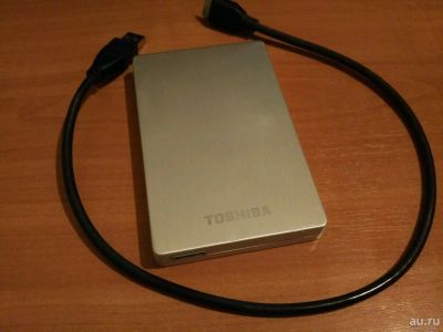 Лот: 8286872. Фото: 1. Внешний HDD Toshiba Store.E ALU... Внешние жесткие диски