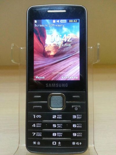 Лот: 9713605. Фото: 1. Продам телефон Samsung S5610... Кнопочные мобильные телефоны