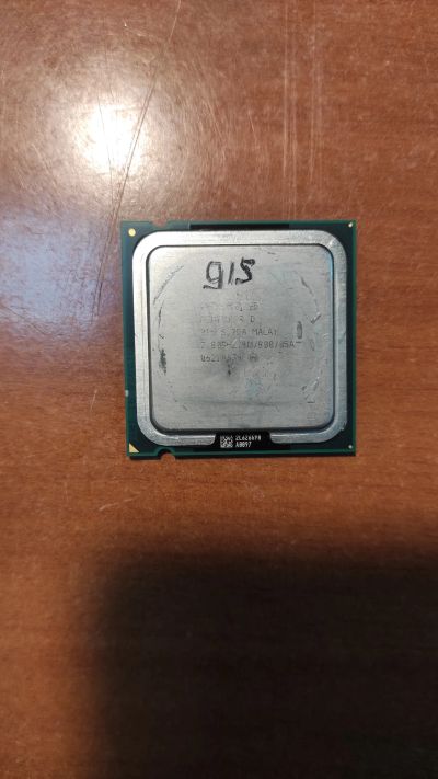 Лот: 21114514. Фото: 1. Процессор Intel Pentium D915. Процессоры